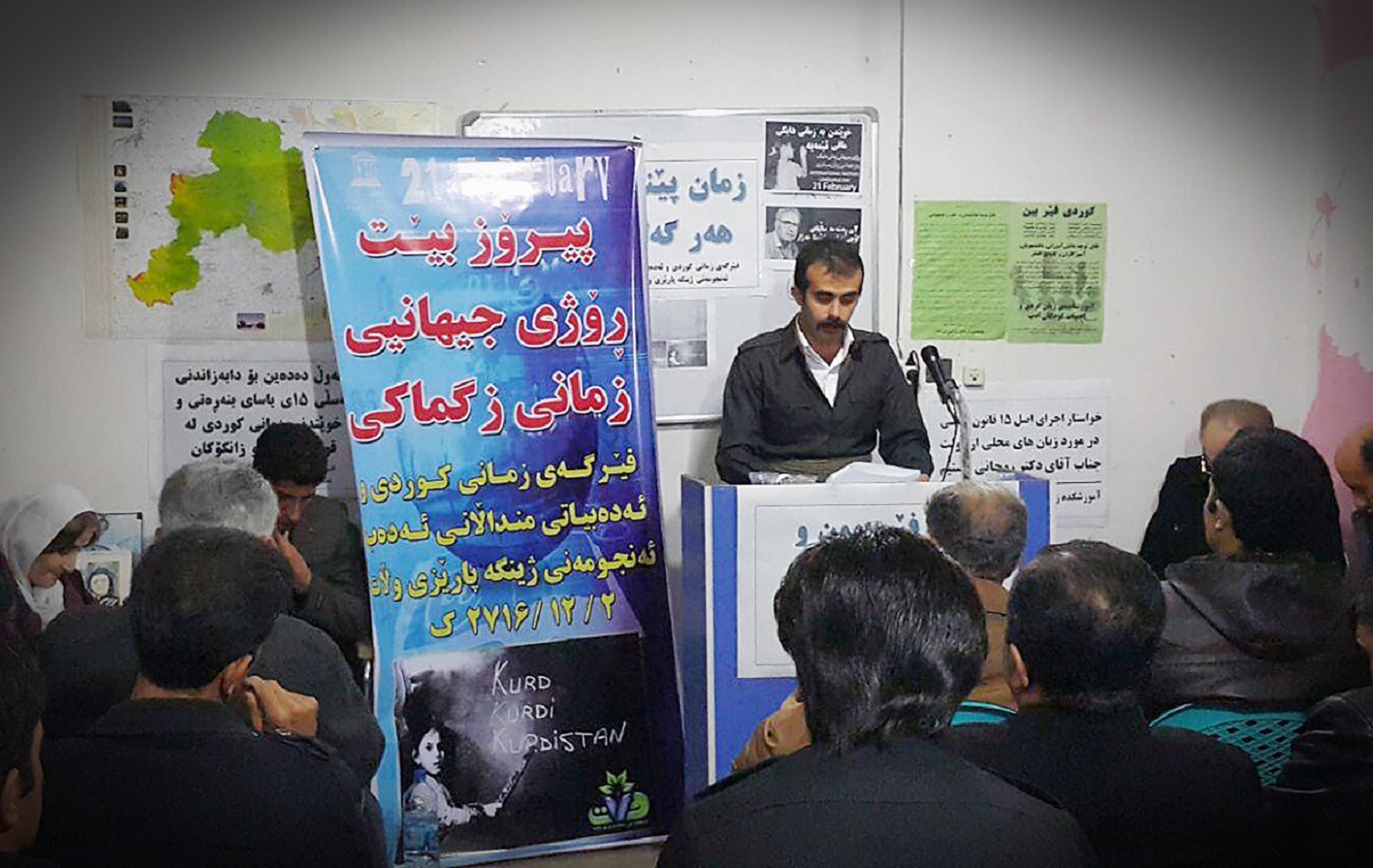 Rebwar speaks in Bukan at a February 20, 2016 event for Welat, a grassroots environmental and civil society organisation. Photo via Welat on Telegram